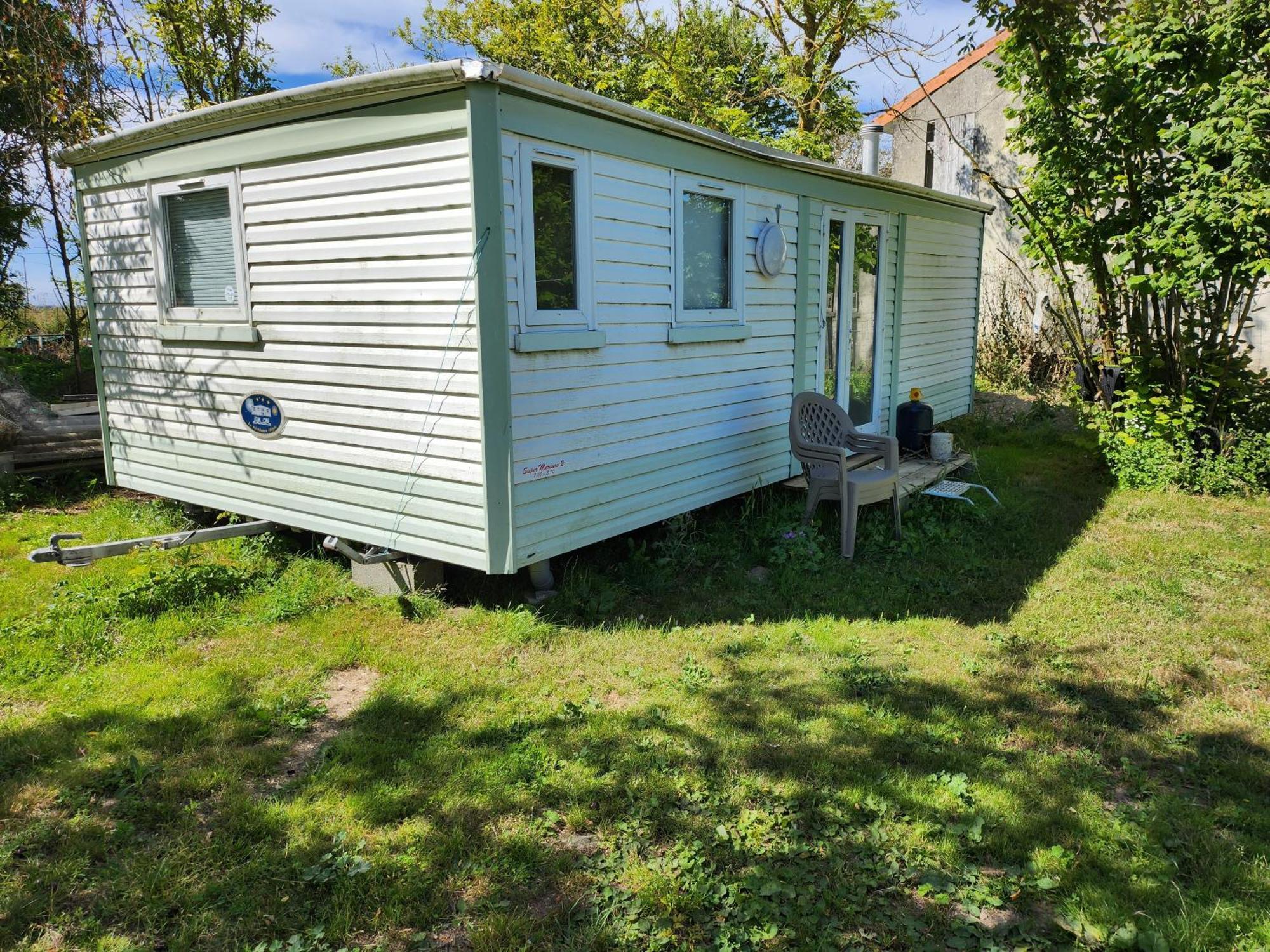 Chambres, Table D'Hotes Et Gites Les Mesanges Saint-Jean-de-Sauves Экстерьер фото